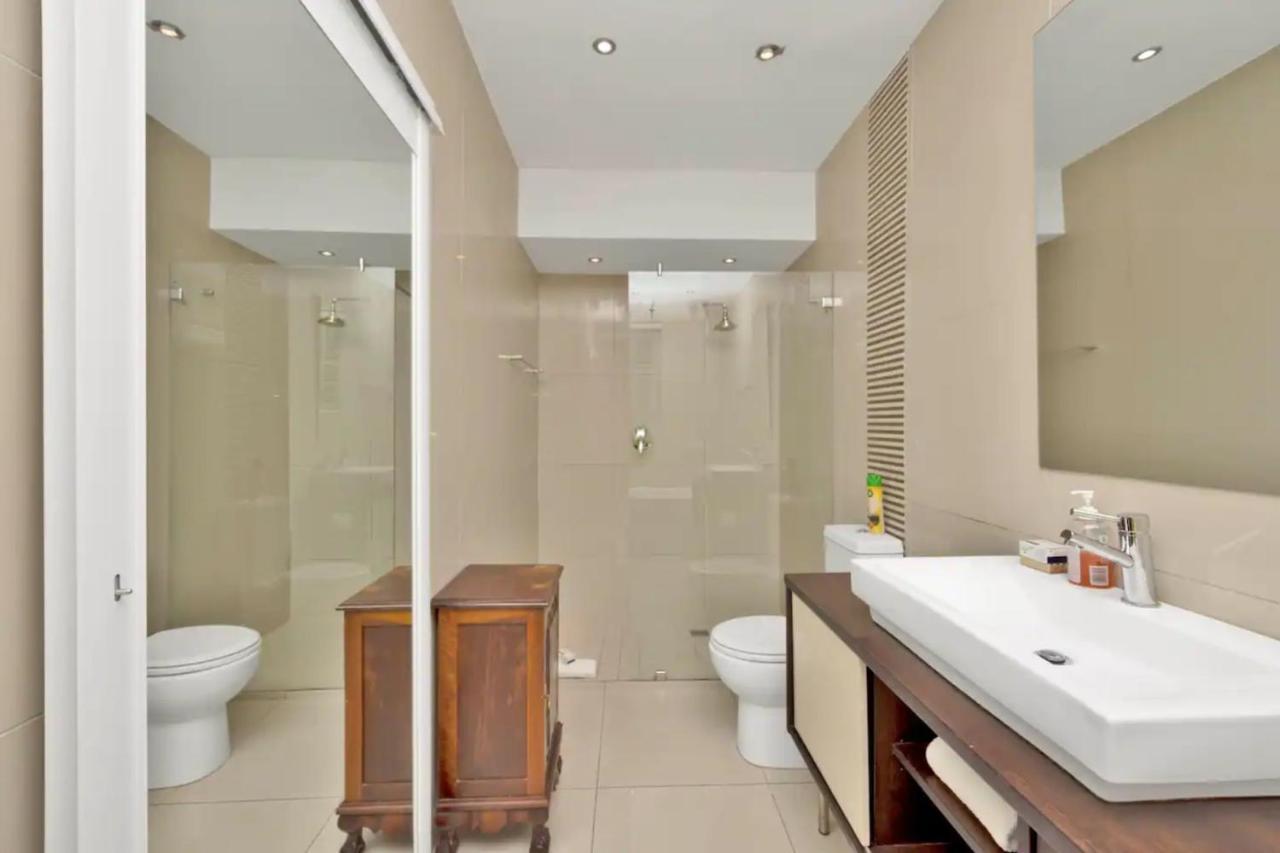 Charming Townhouse In De Waterkant ケープタウン エクステリア 写真